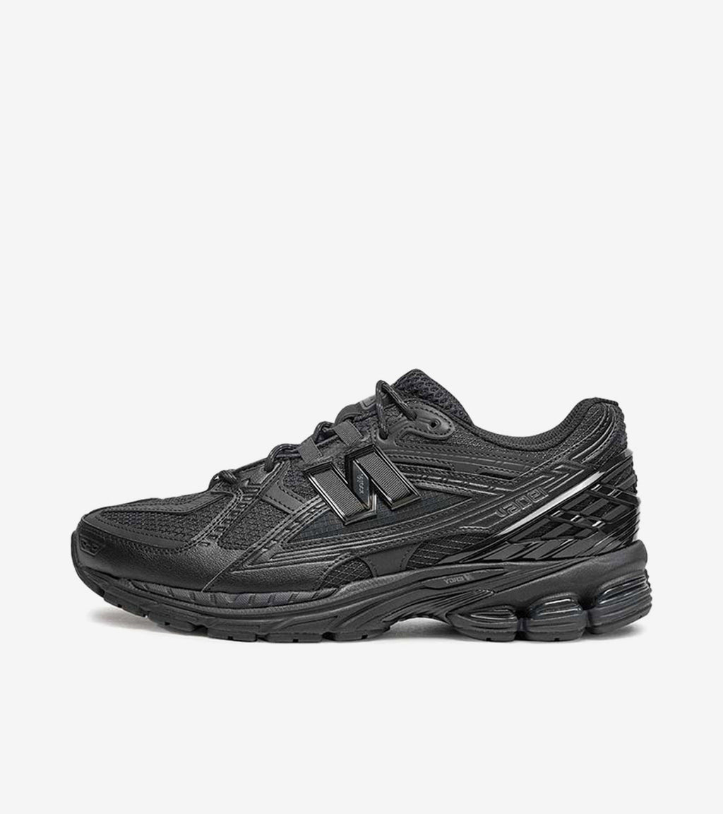 New Balance 1906U Triple Black