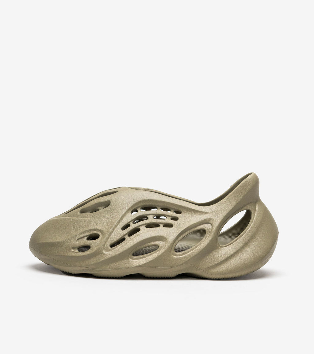 adidas Yeezy Foam RNR Stone Salt